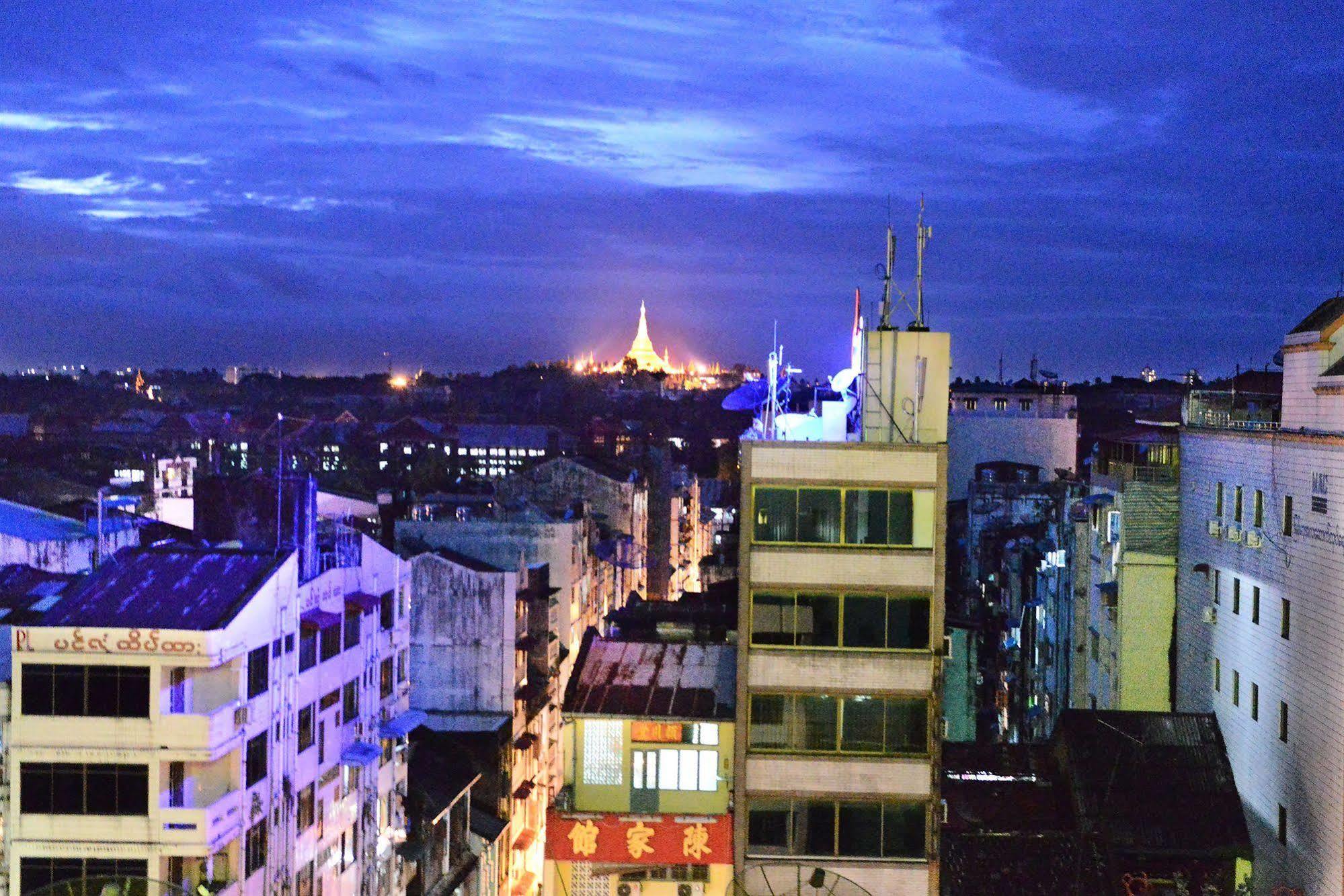 Hotel Grand United - 21St Downtown Yangon Esterno foto